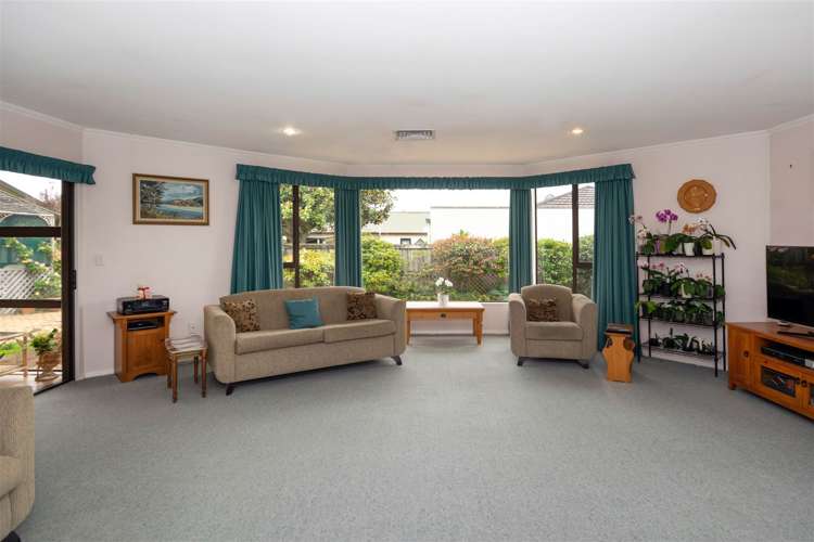 22 Karina Crescent Redwoodtown_5