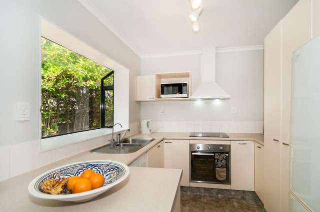 2 Medvale Avenue Flat Bush_3