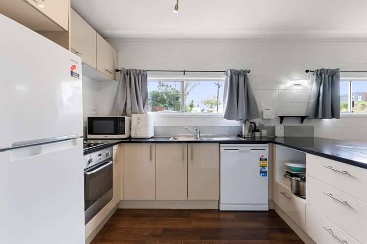 1/207 Sunnynook Road_5