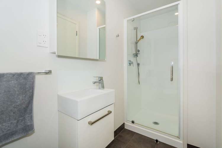 304b/160 Hobsonville Point Road Hobsonville_3