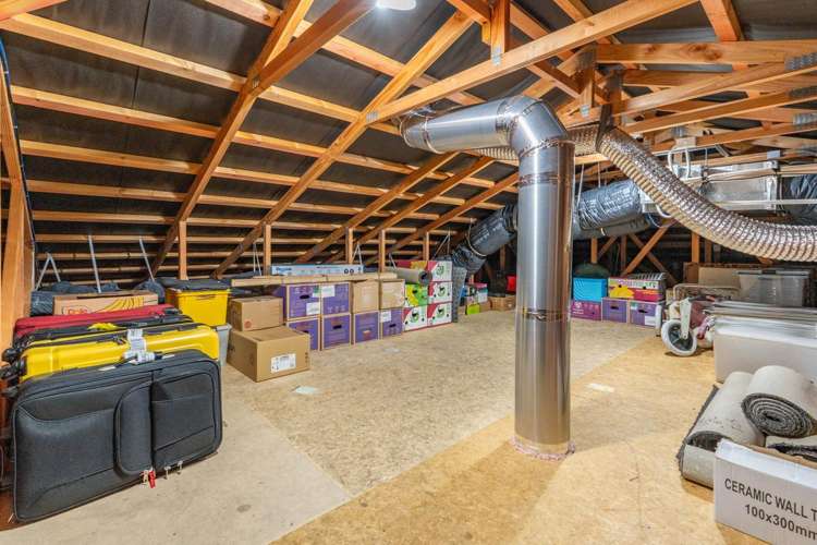 211 Wingatui Road Mosgiel_32