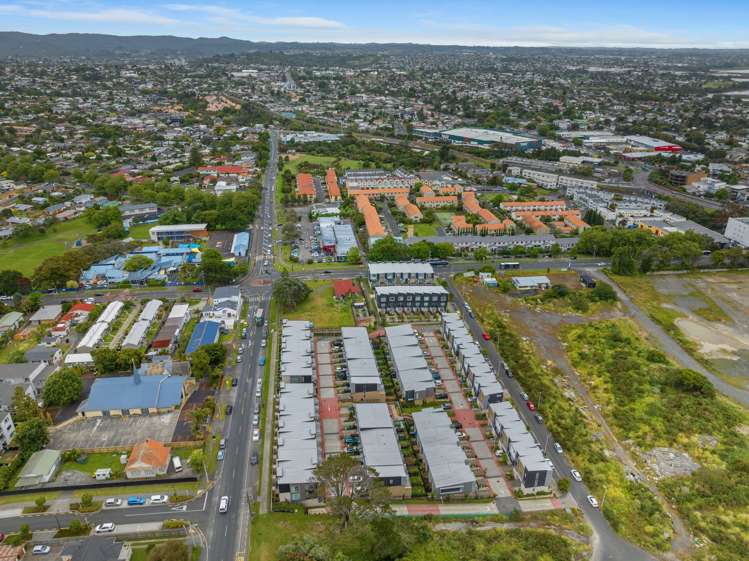 34 Wharetana Crescent New Lynn_8