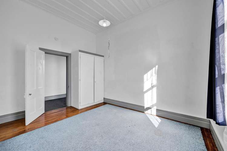 176 Glover Road Hawera_13