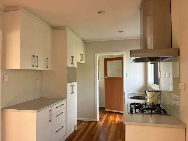 5 Rixon Place Te Atatu Peninsula_2