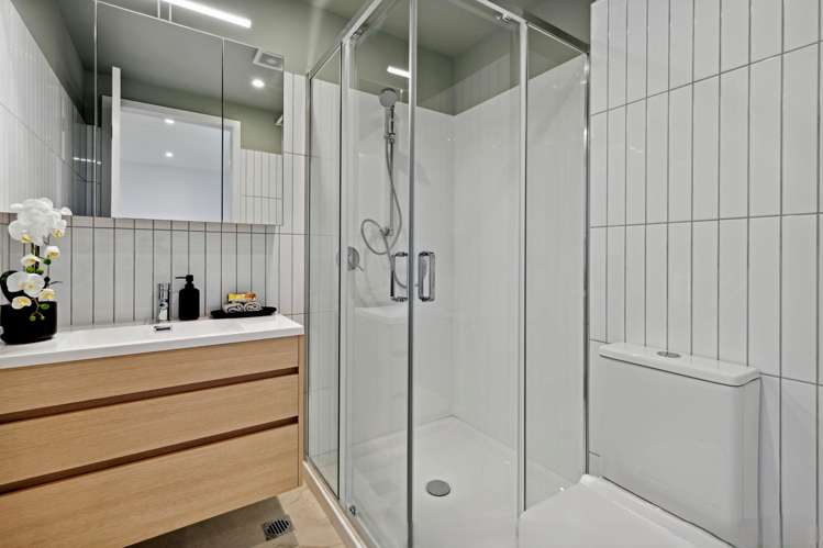 9/40 Waiparaheka Drive Milldale_12