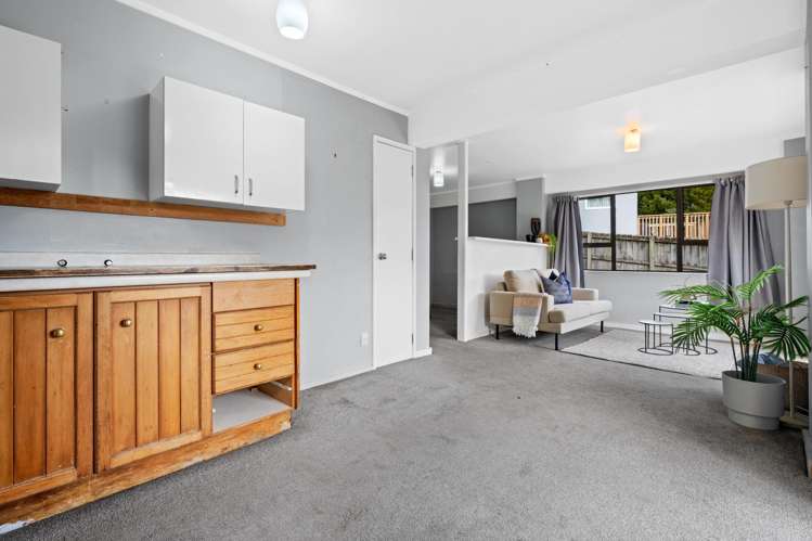 8 Tikorangi Place Morningside_18