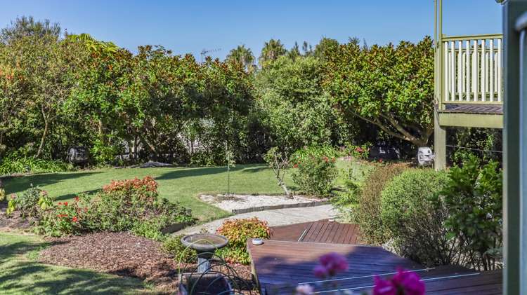 4 Careen Grove Gulf Harbour_2