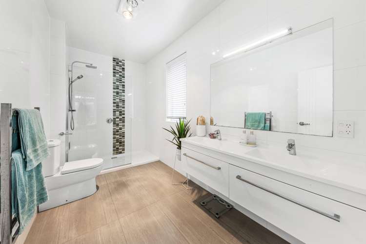 38 Pioneer Rise Silverdale_13