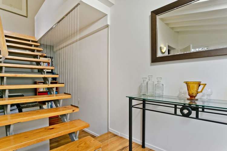 4 Regal Place Forrest Hill_27