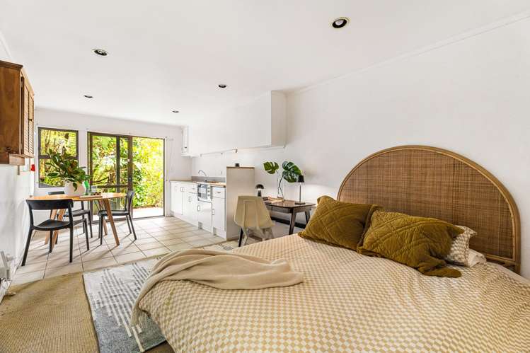 22 Tawa Street Oneroa_24