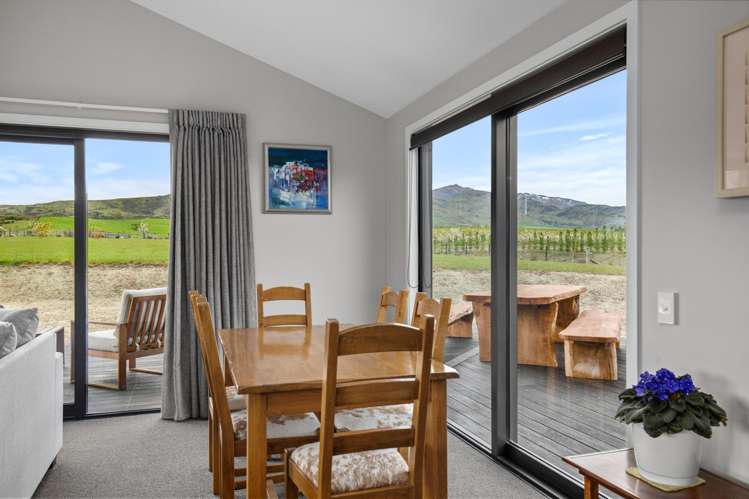 39 Kordia Way Waikerikeri_17