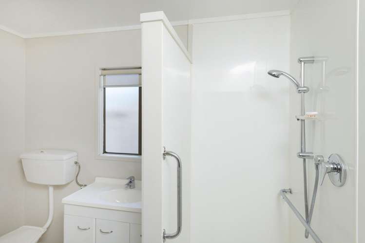 2 & 4A/178 Rutene Road Inner Kaiti_7