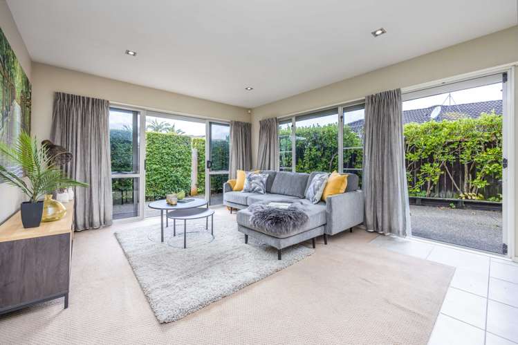 2 Elwyn Close Flat Bush_9