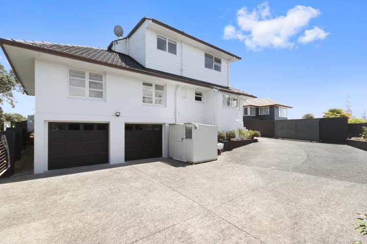 23 Seymour Road Mellons Bay_17