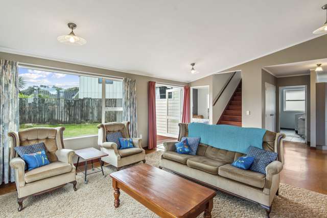 1 Frances Street Waikanae Beach_2