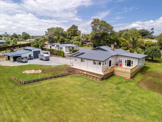 Polished Rural Bungalow, Huge Sheds, Valley Views