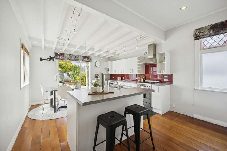 40 Ava Street Petone_14