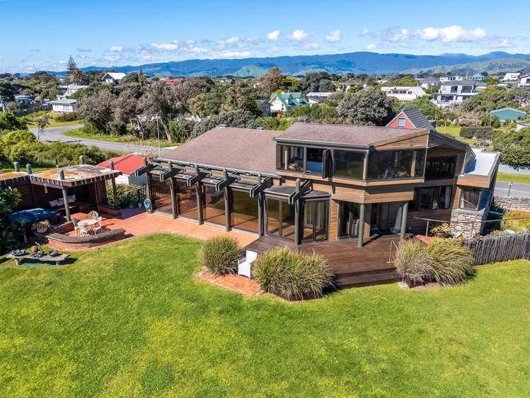 71-73 Rodney Avenue Te Horo Beach_10