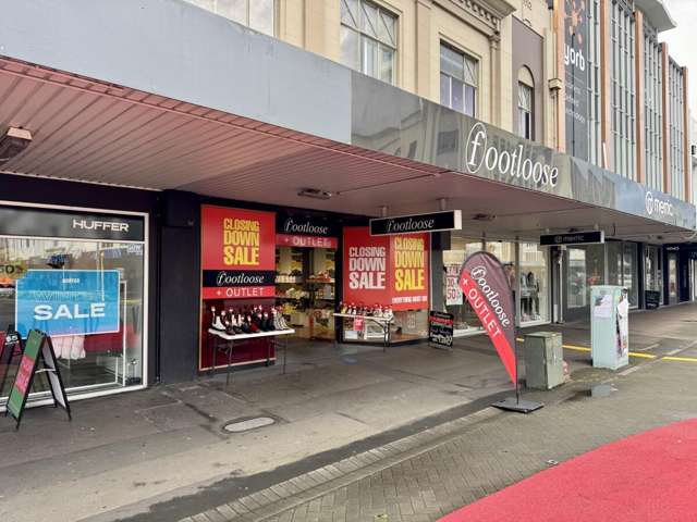 176sqm Retail Space on The Square