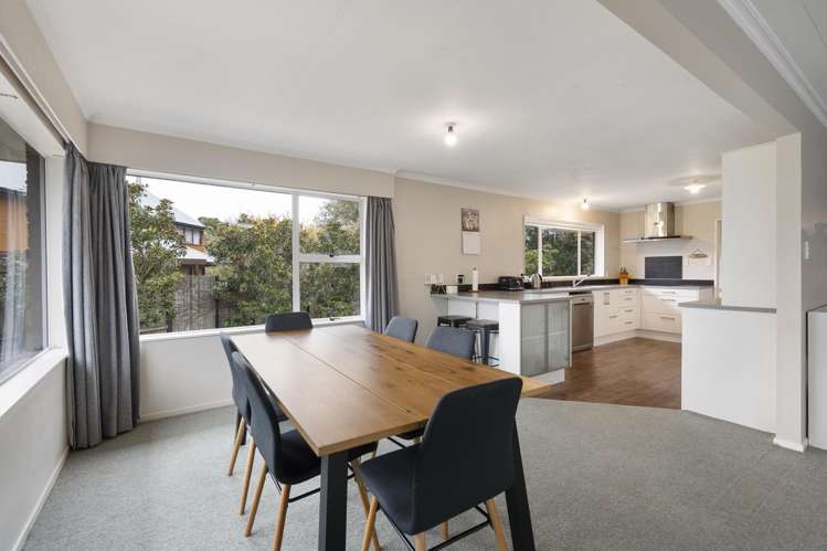 7 Guernsey Place Fitzherbert_9