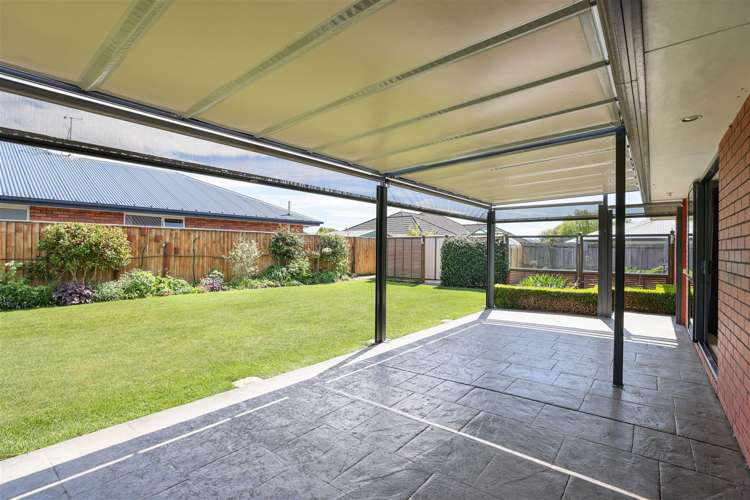 8 Parkdale Close Allenton_13