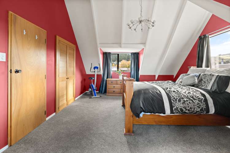 61 Holyhead Street Outram_14