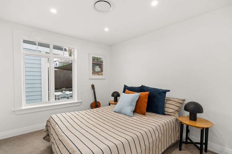 54 Eaton Crescent Matua_13