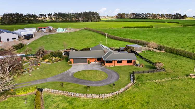 132 Ohangai Road Hawera_32