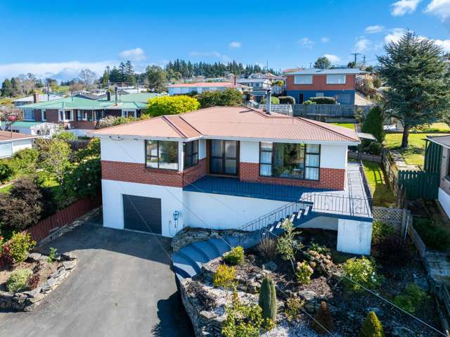 Sun-Soaked Brick Beauty with Stunning Views