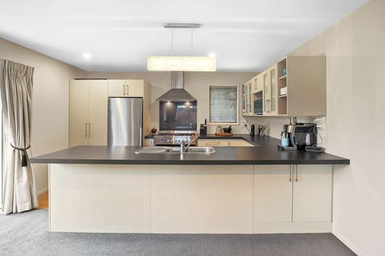 16d Waitikiri Drive Parklands_5