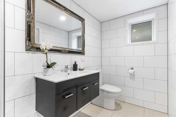 68 Beechdale Crescent Pakuranga Heights_21