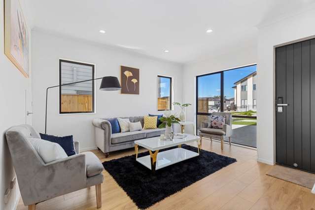 5 Ballyliffin Drive Flat Bush_1