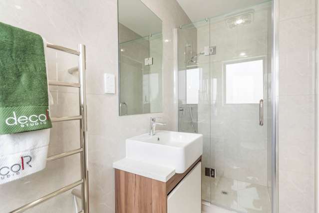 21 Sagitta Drive Flat Bush_4