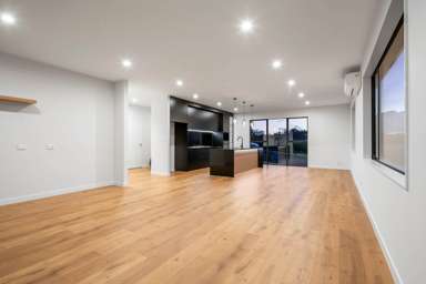 27 Mahi Road_4