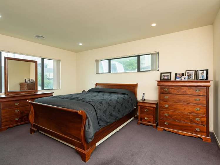 12 Bunker Way Strathmore Park_19