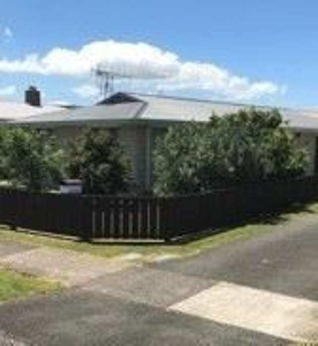 11unit Albert Street Paeroa_3