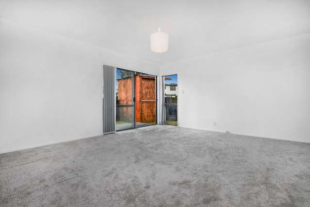 2/30 Gloucester Road Manurewa_3