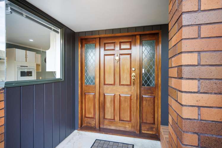 4 Tudor Grove Feilding_33