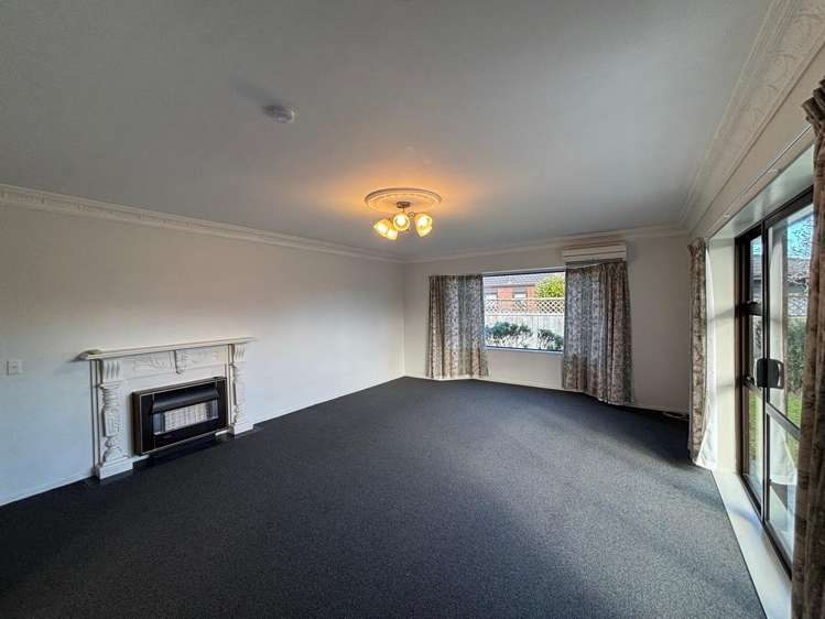  26 Exeter Crescent Springvale_5
