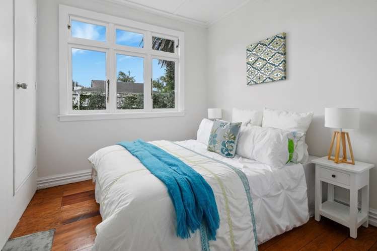 1/1 Palm Court Drive Glen Eden_20