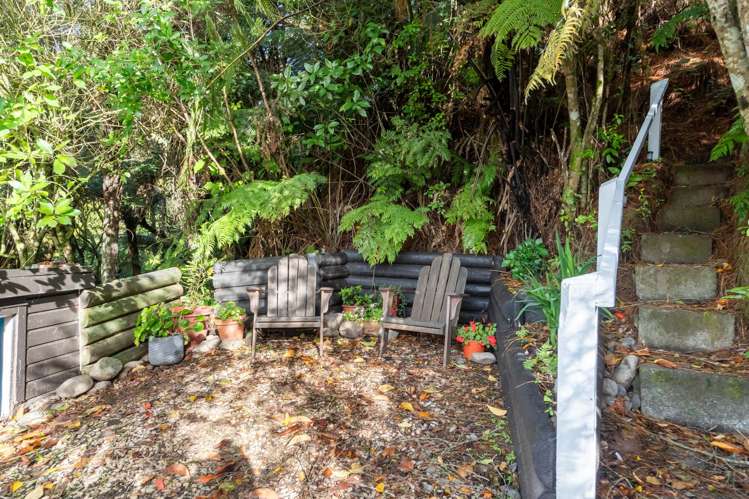 9 Harold Grove Stokes Valley_19