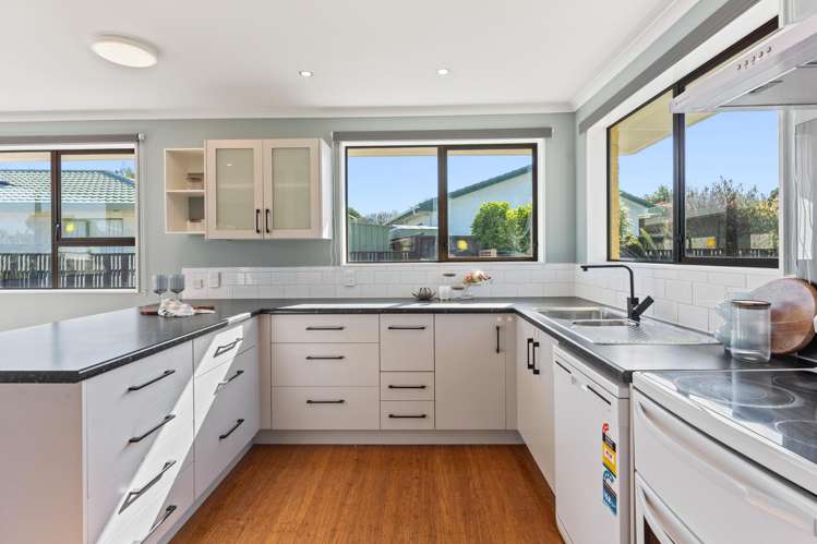 3 Renata Road Otaki_4