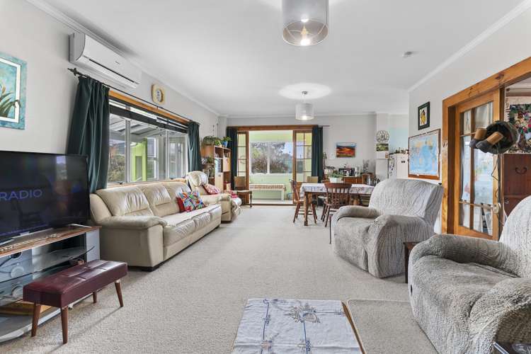 51b Cumming Street Okato_11