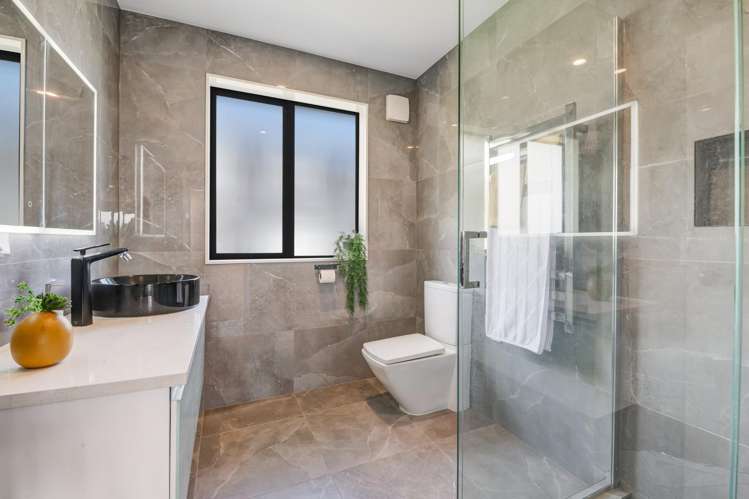 5 Waititiro Rise Stanmore Bay_10