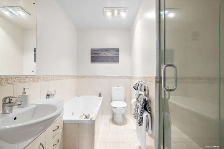 2/31 Tamaki Drive Mission Bay_21