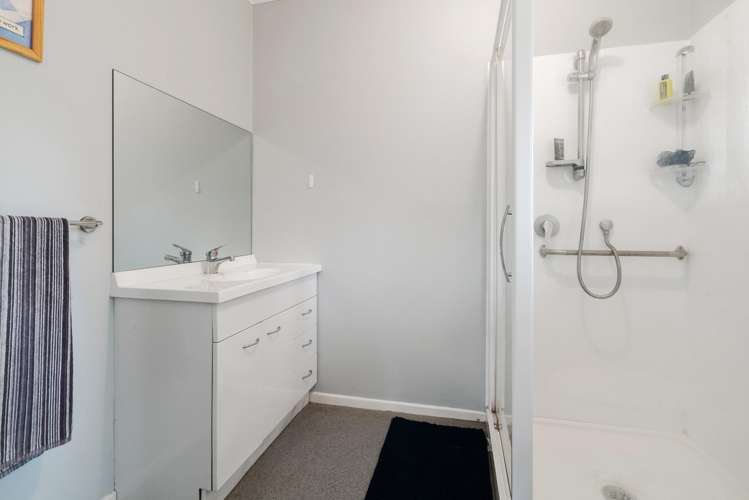 38 Gills Ave Papakura_19