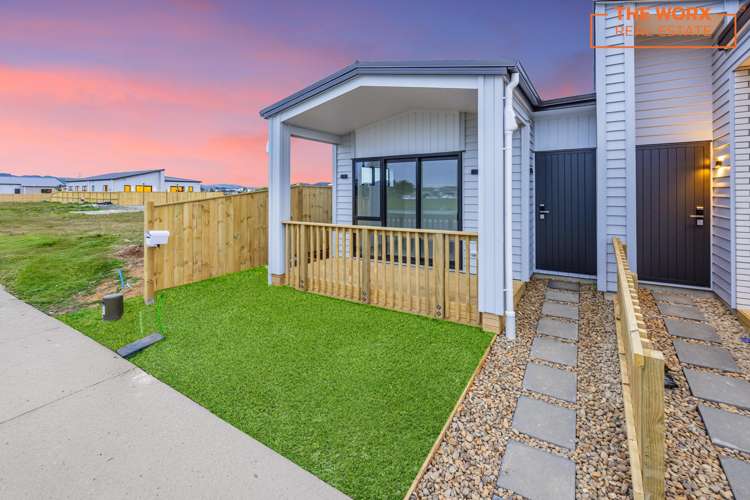 6 and 8 Ihi Place Karaka_19