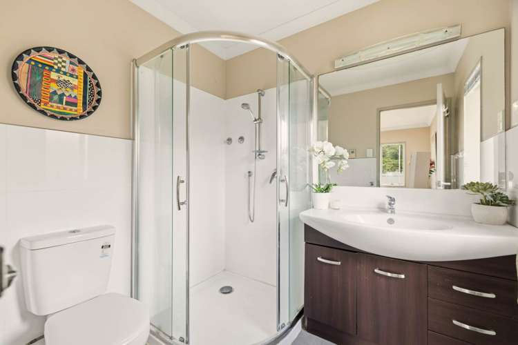 104 Waterside Drive Pyes Pa_17