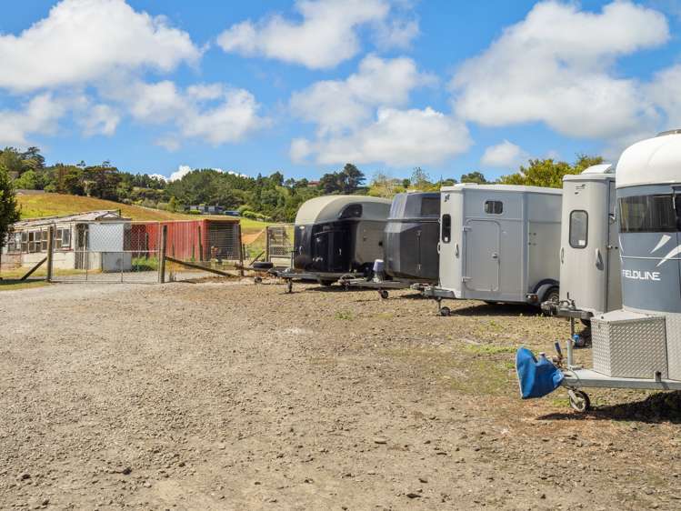 234 Muriwai Valley Road Muriwai_13