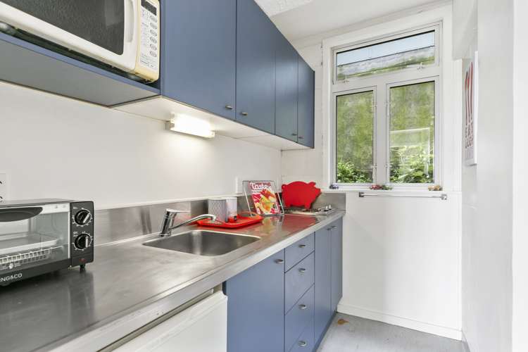 1c/20 Maarama Crescent Aro Valley_5